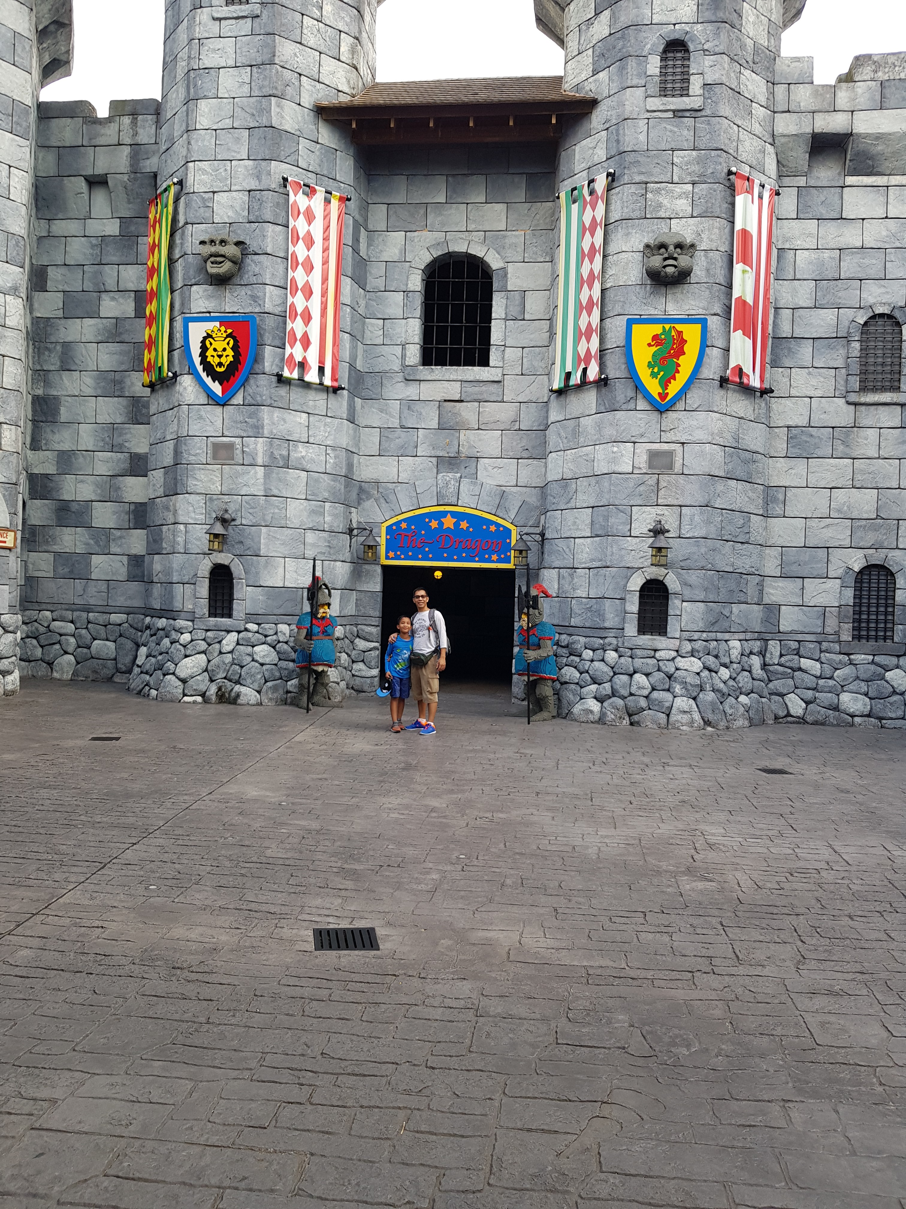 kastil lego land janganmenyerah